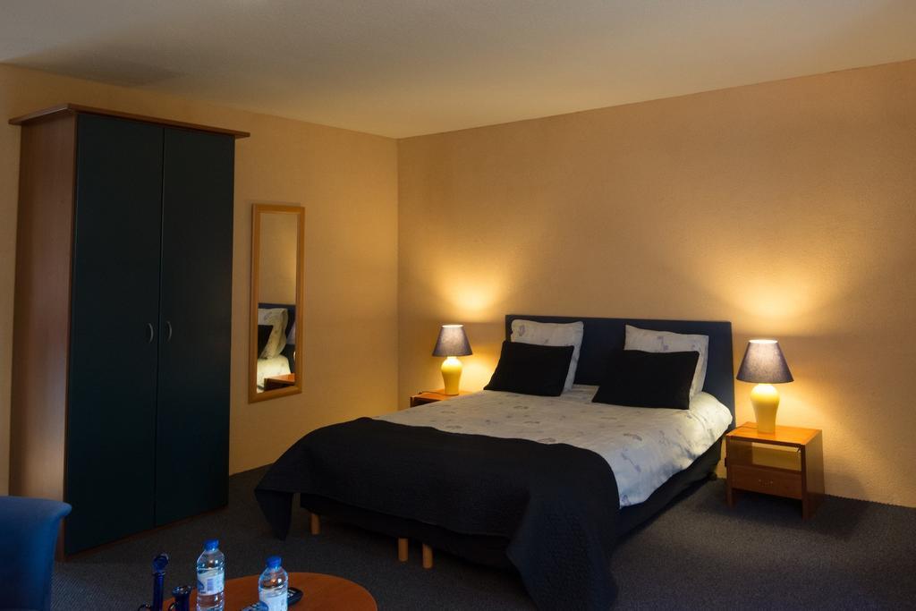 Charme Hotel La Dominotte Demigny Δωμάτιο φωτογραφία